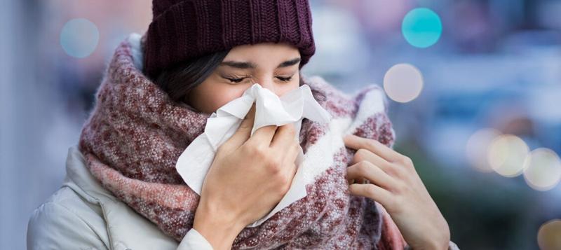 Почему в холодное время года мы чаще болеем ОРВИ и гриппом? И как этого избежать?